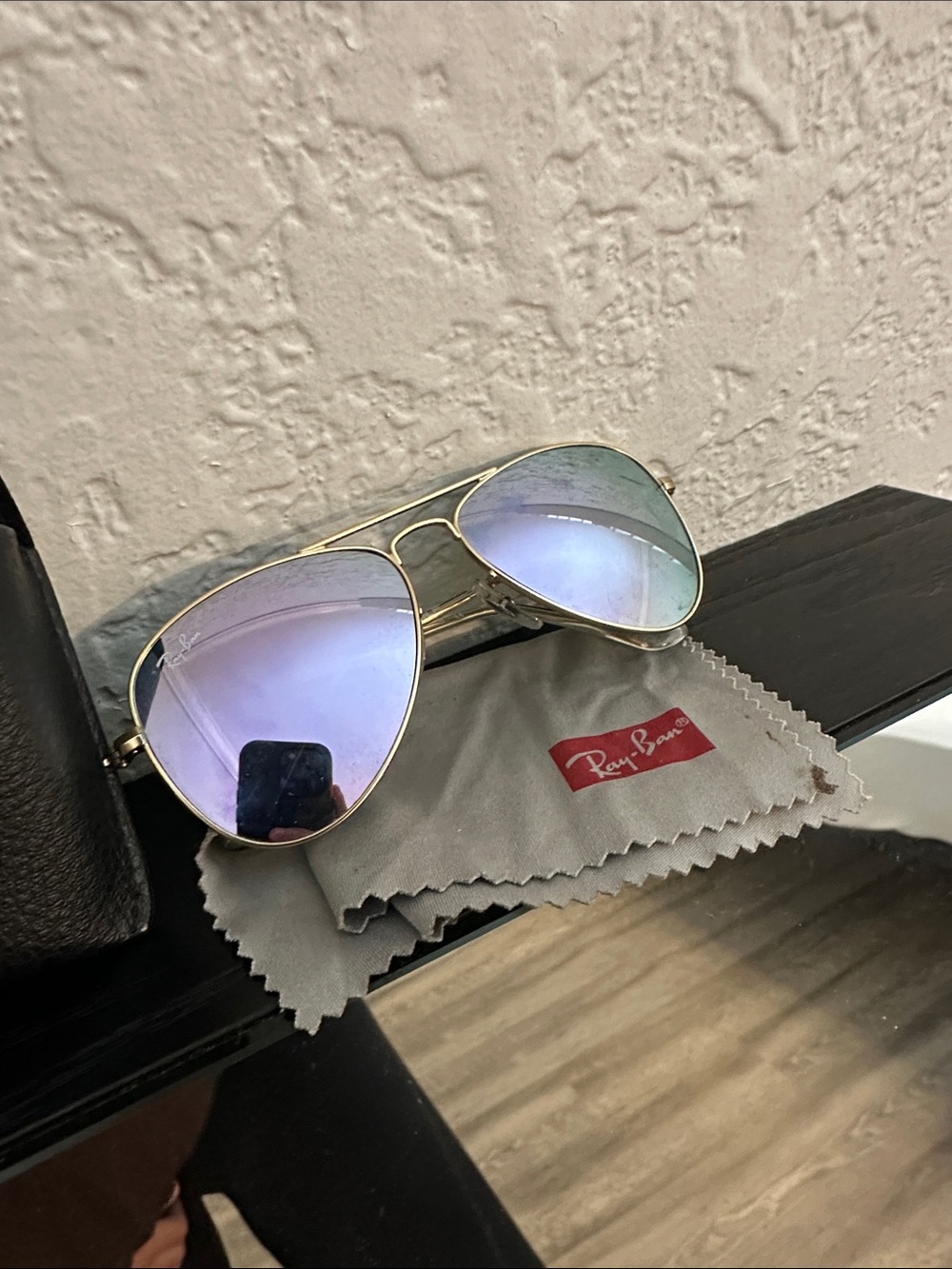 INFANT/TODDLER Ray-Ban Aviator Sunglasses Purple Mirrored Lenses, Gold Frame - Picture 2 of 3